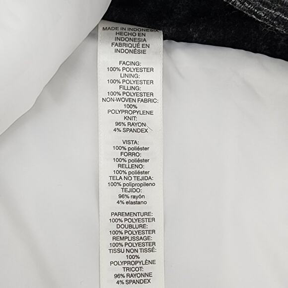 Weekends By Chico's Quilted Zip Front Vest - Picture 6 of 8